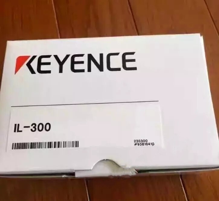 UPS Shipping KEYENCE IL-300 Laser Sensor US Free TAX