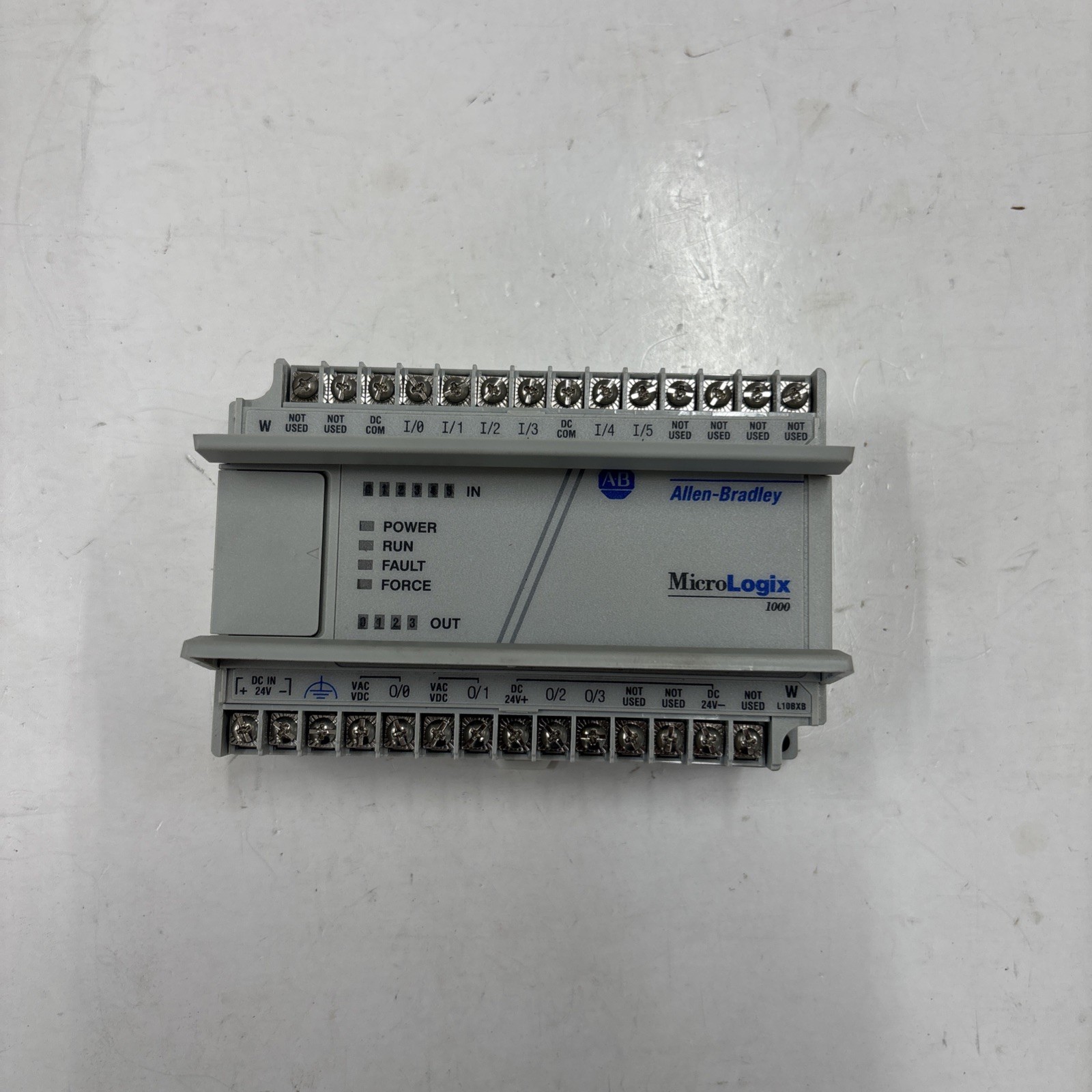 ALLEN BRADLEY 1761-L10BXB Ser. F FRN 1.1 PLC MODULE