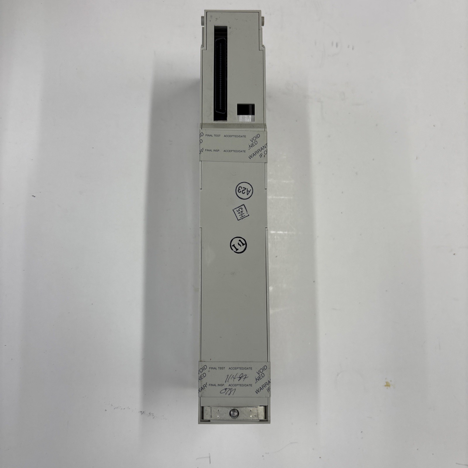 Schneider 140 DAO 84000 Module 140DAO84000
