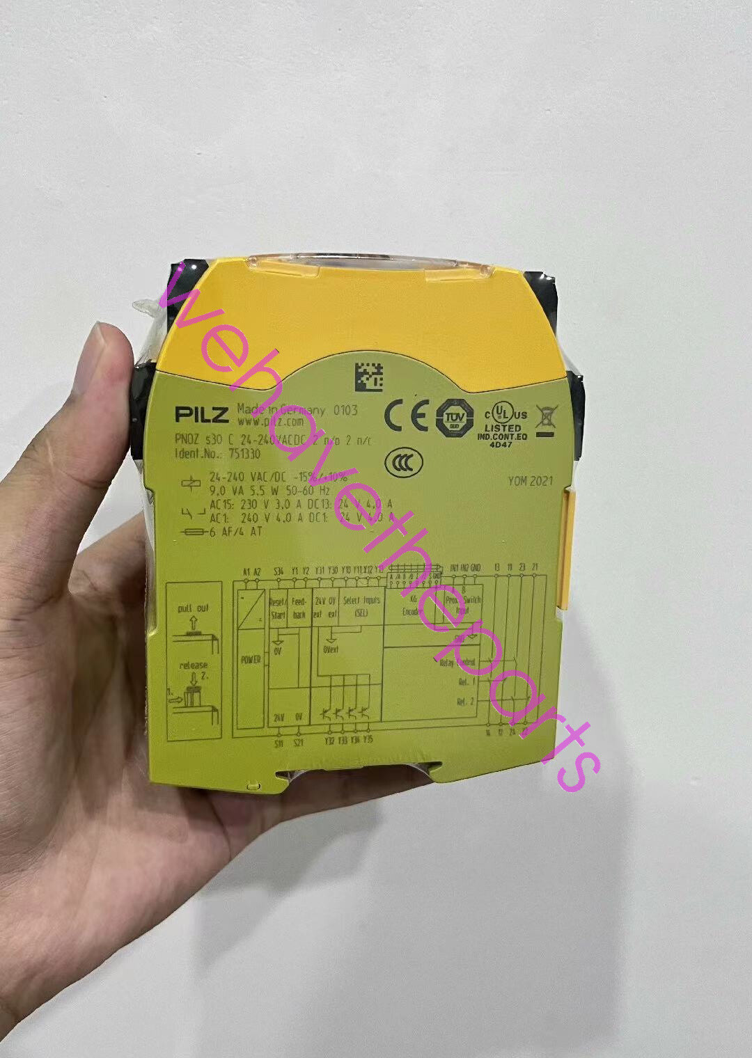 Pilz PNOZ s30 751330 Safety Relay Brand NEW FREE Expedited Shipping
