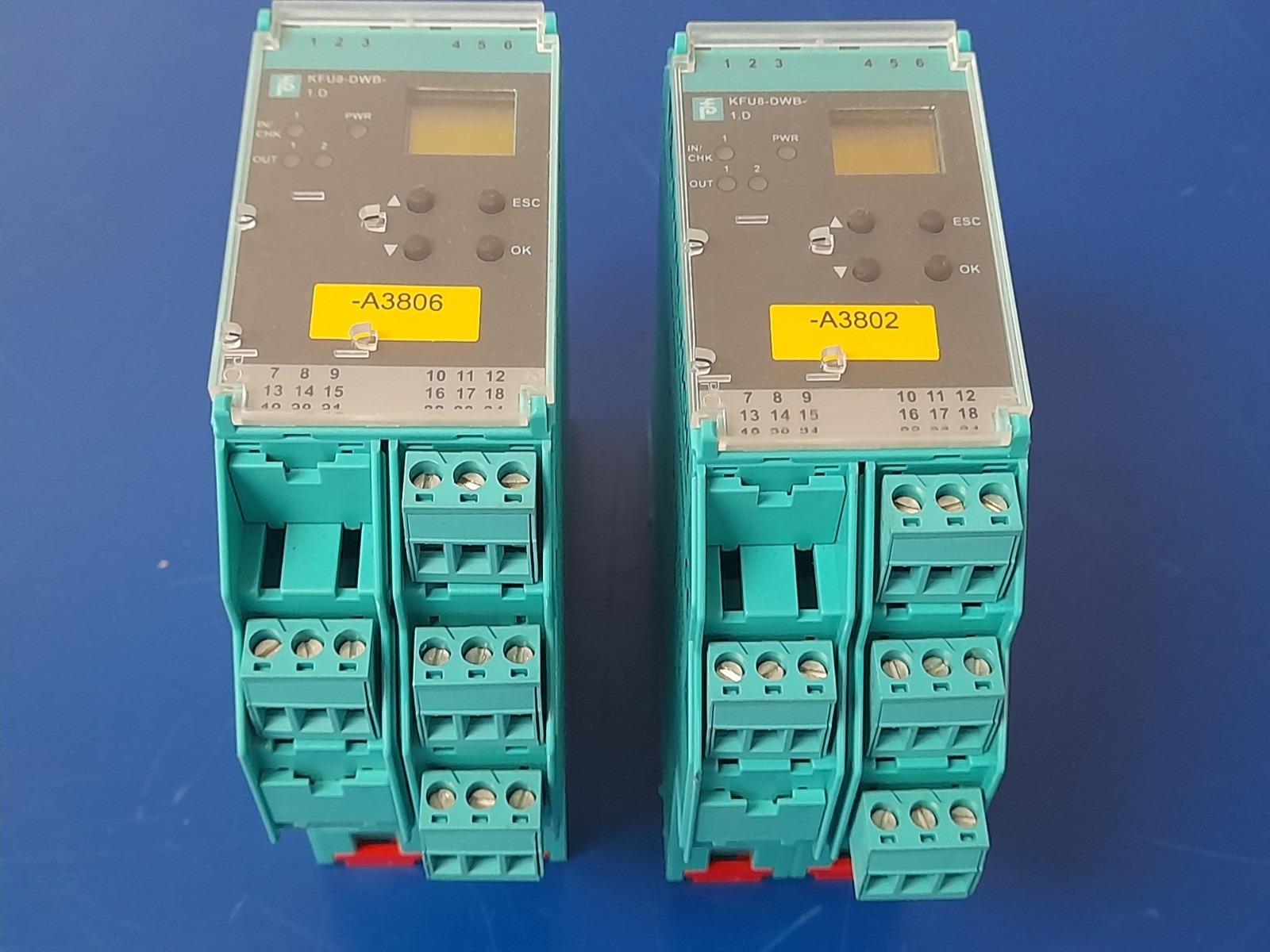 Pepperl+Fuchs LOT OF 2 KFU8-DW-1.D Speed Monitoring Relays, 196-250 VAC,, KFU8