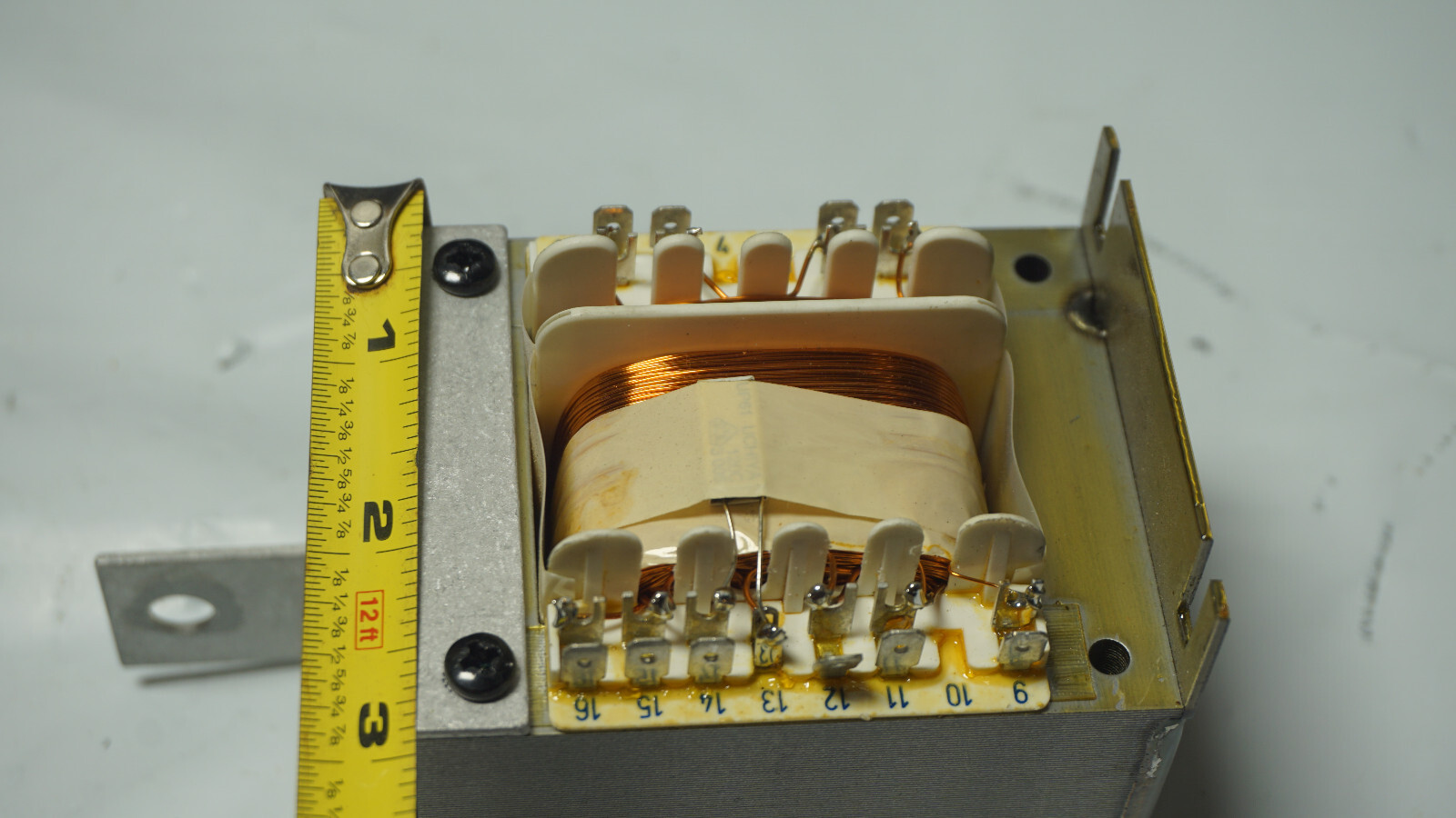 Martin rofessional Exterior 200 Transformer 210/60, 1.1A, 230w, T3.15A/250v