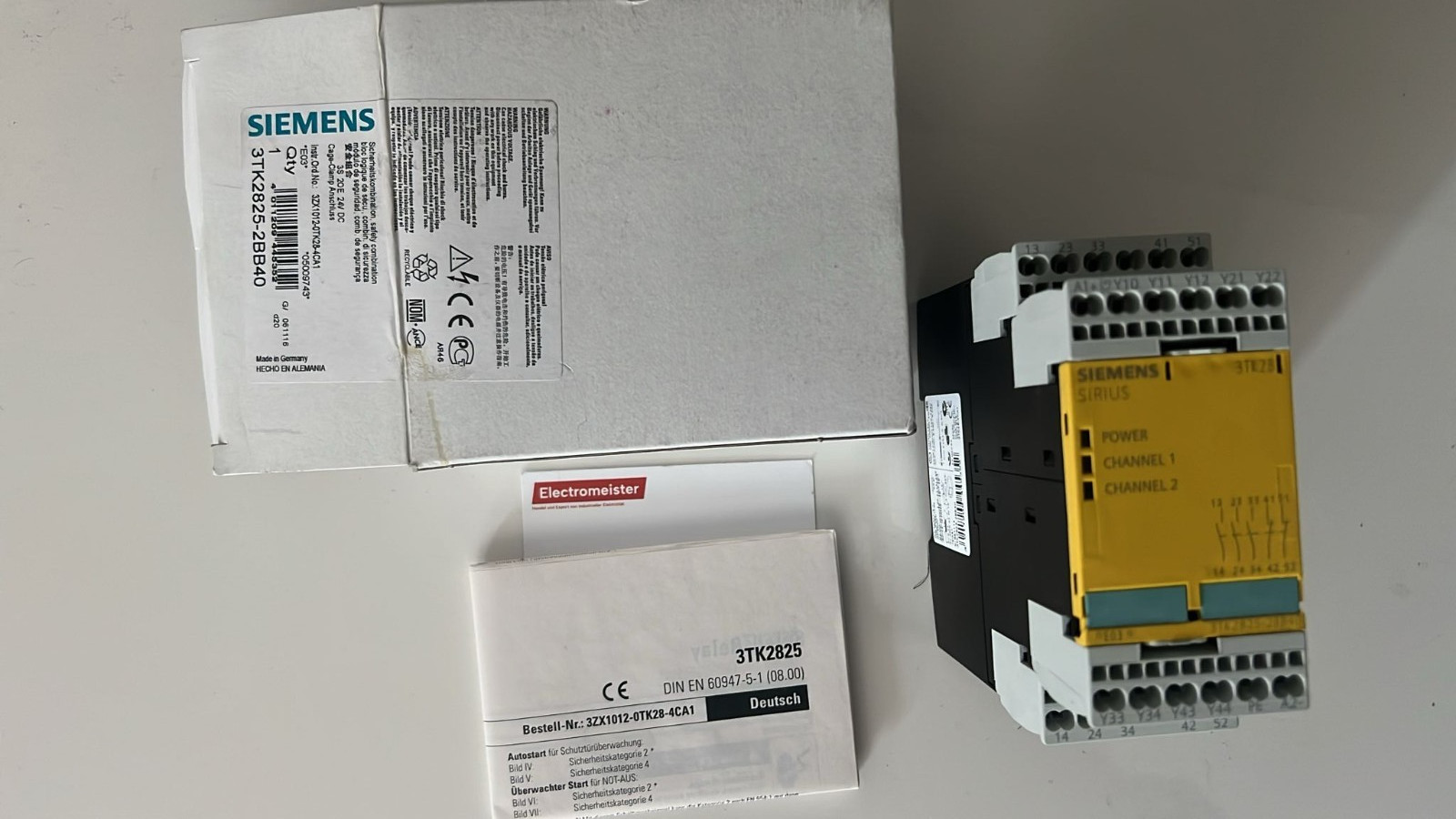 1PCS NEW SIEMENS 3TK2825-2BB40 safety relay fast delivery
