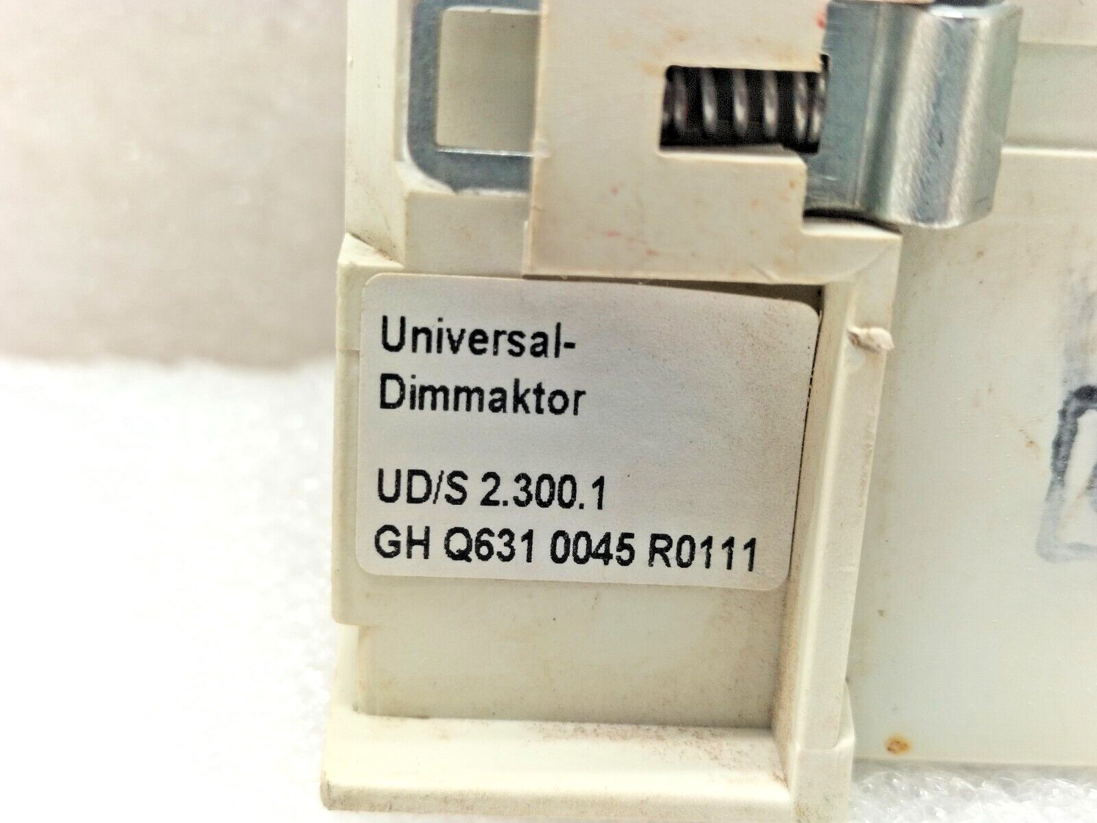 ABB i-bus EIB UD/S 2.300.1 UNIVERSAL DIM ACTUATOR 230V