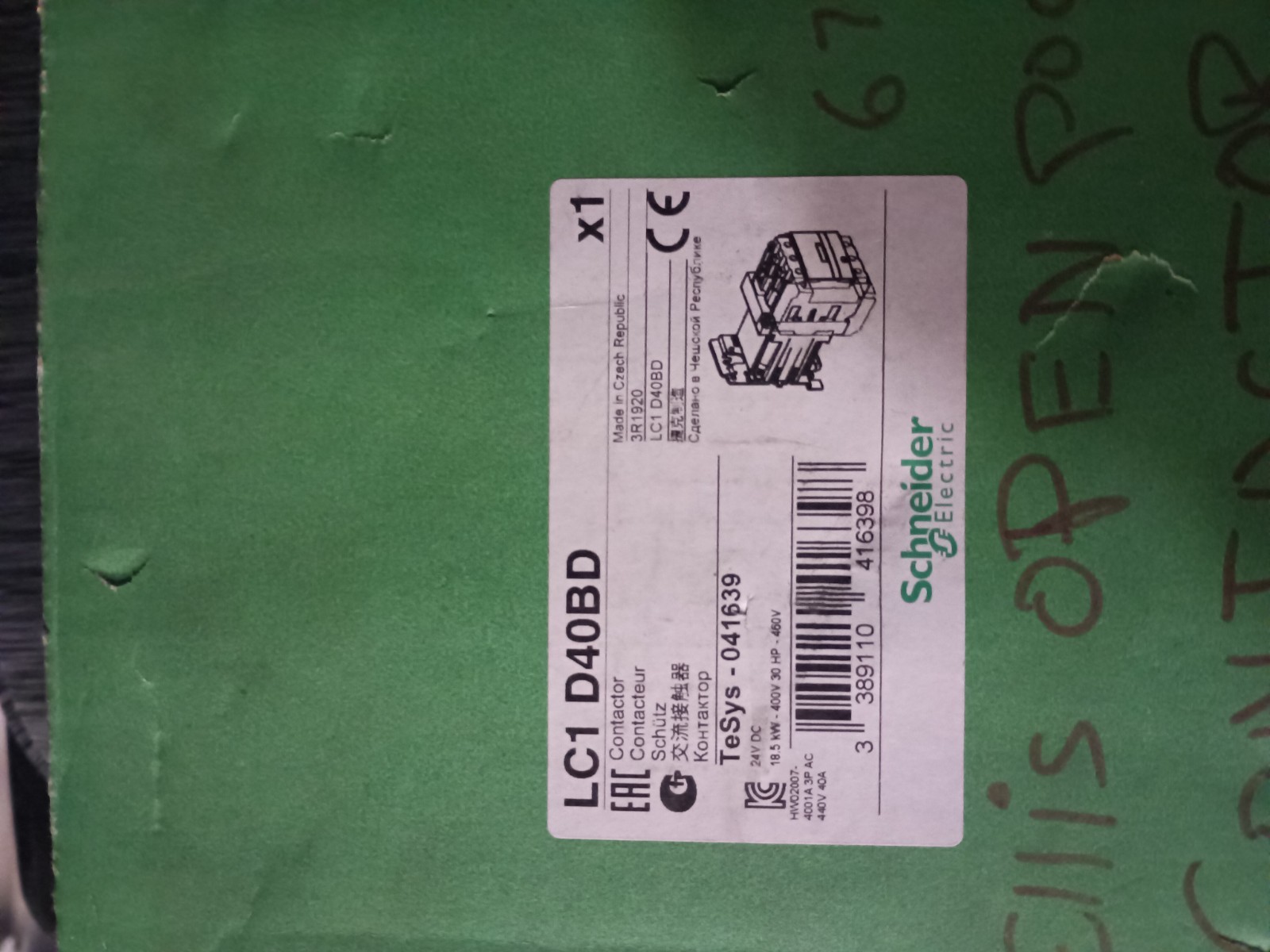 New In Box SCHNEIDER LC1D40ABD Contactor DC24V
