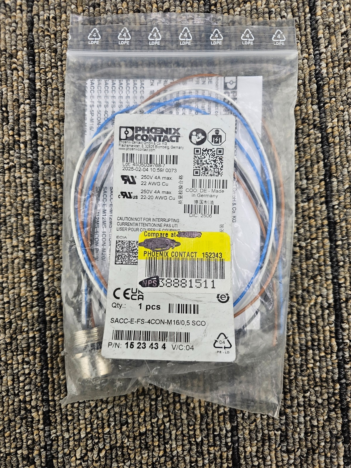 PHOENIX CONTACT 152343 Sensor/Cctuator Flush-Type Female Socket 22AWG 250V 4A