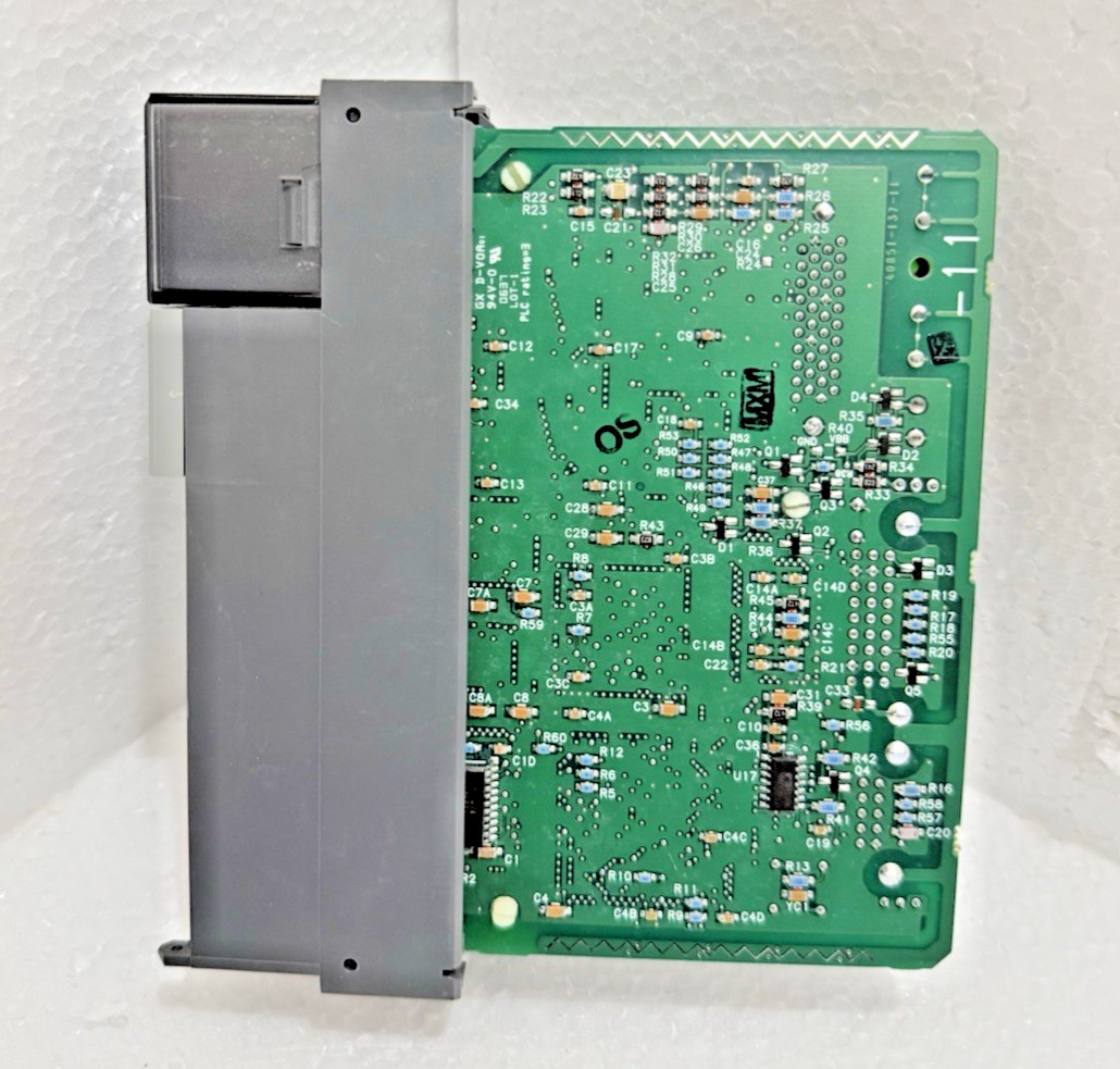 Allen-Bradley 1747-L542 SLC C/7 CPU – New/Unused with Broken Front Door