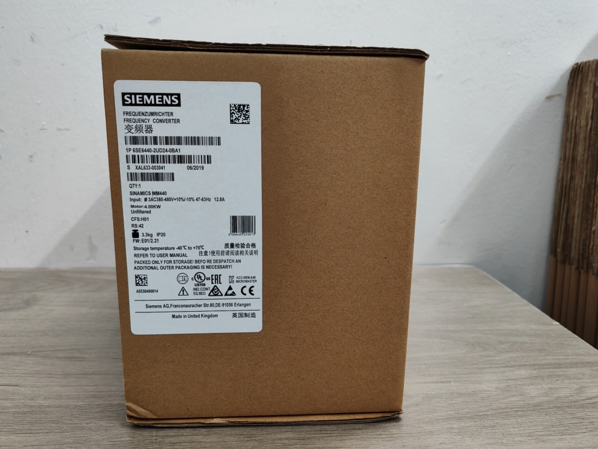 6SE6440-2UD24-0BA1 1PCS New Siemens 6SE64402UD240BA1 380V 4KW Inverter Fast Ship