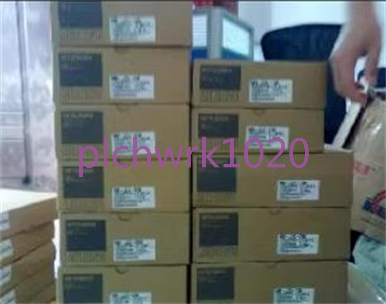 1PCS NEW IN BOX Mitsubishi servo motor HC-KFS13BG1