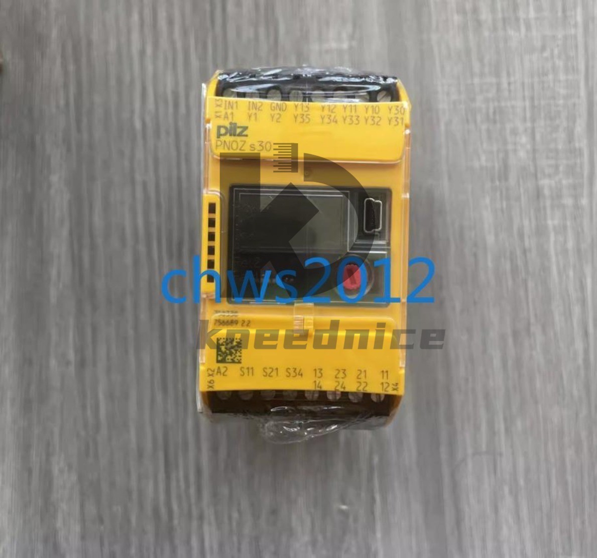 1 PCS NEW IN BOX PILZ safety relay PNOZ 750330