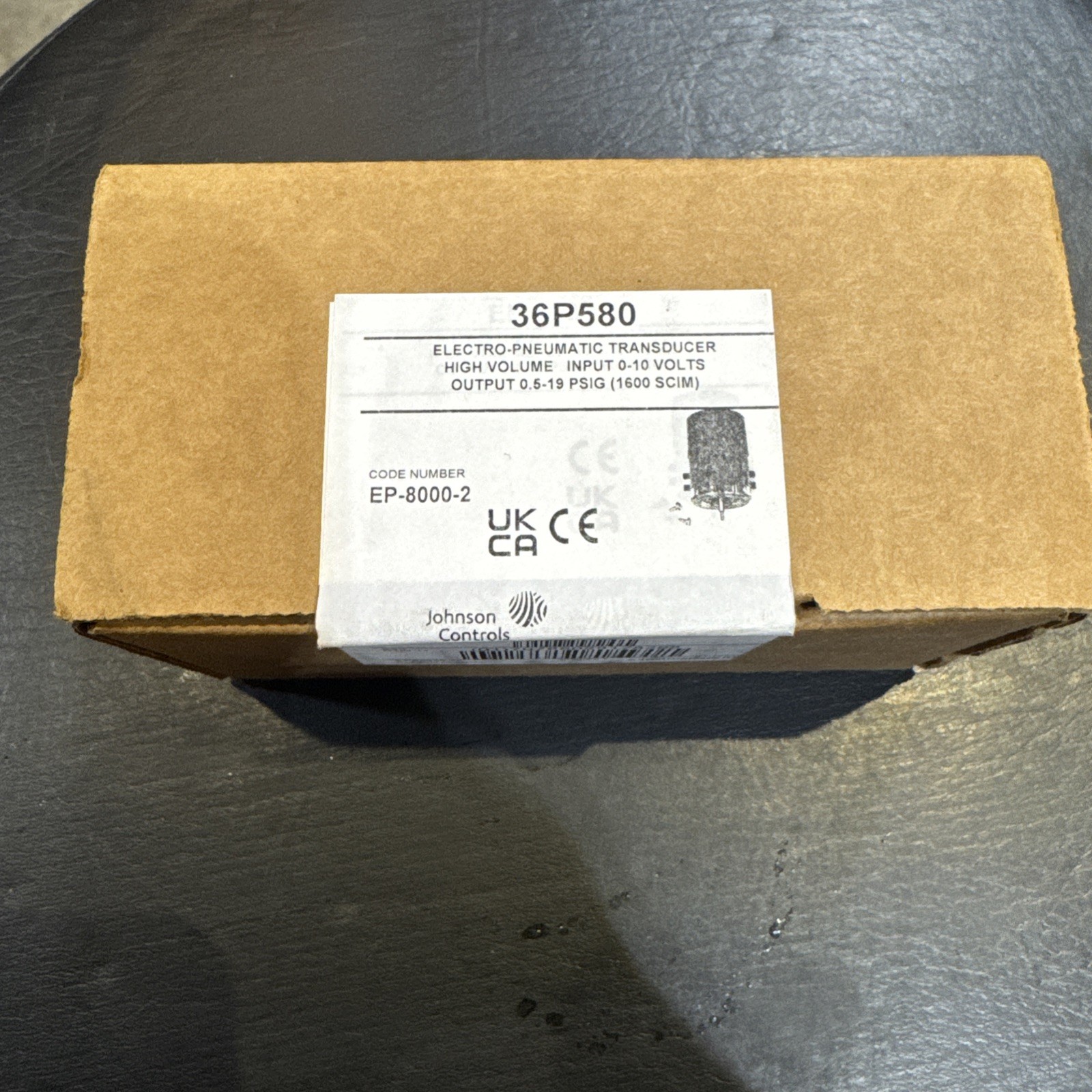 JOHNSON CONTROLS EP-8000-2 Electronic Pneumatic Transducer, 20 psi 36P580