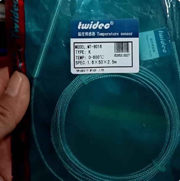 1Pcs New twidec temperature sensor MT-6016 6x50x2.5m