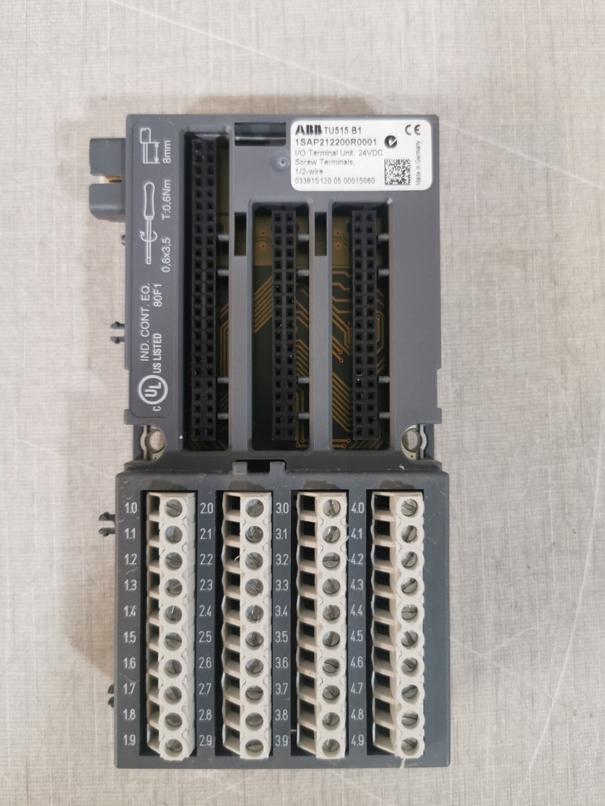 ABB DC523 B4 Digital Input/Output Module 1SAP240500R0001 with TU515 B1