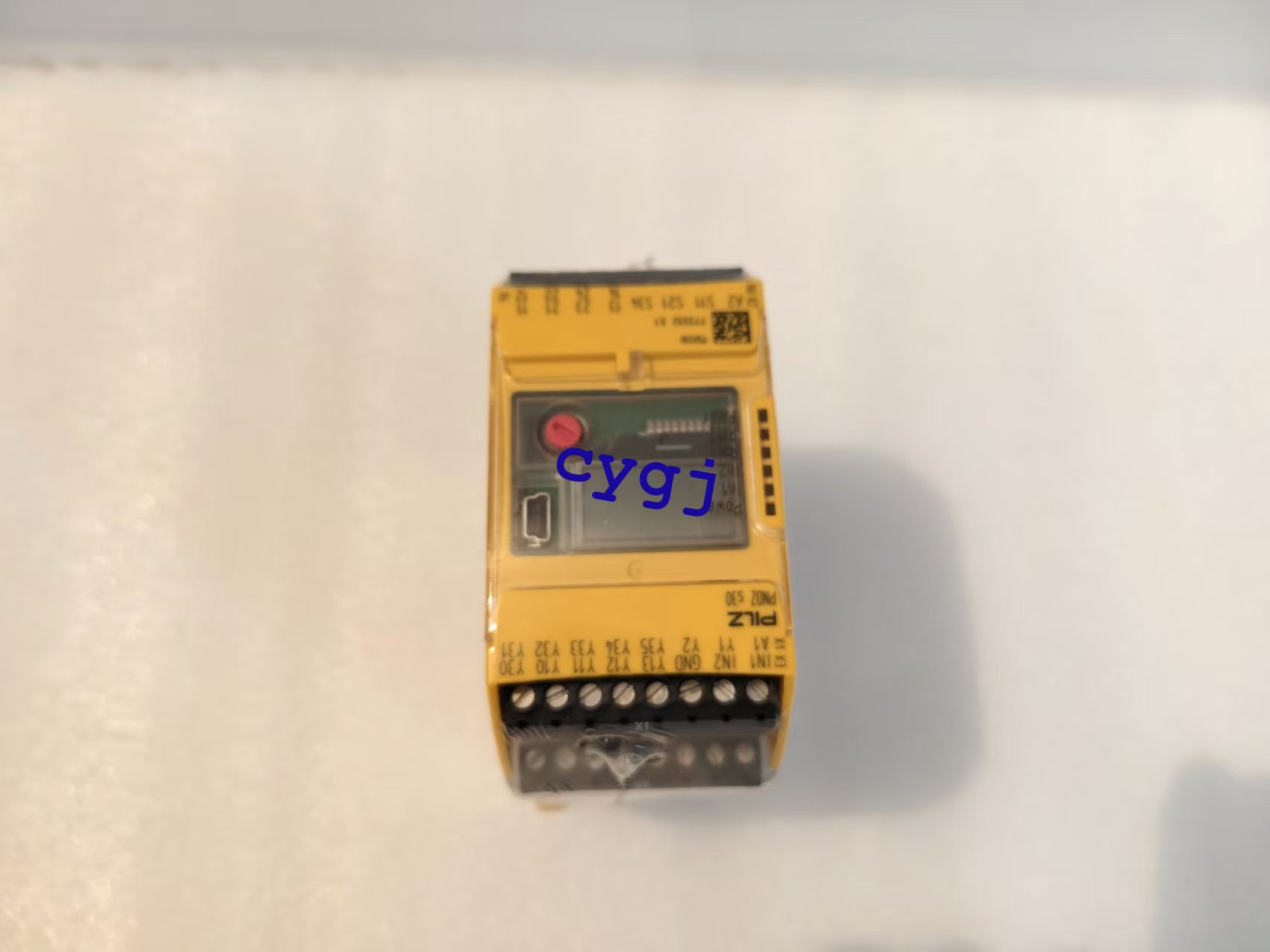 1PC New PILZ 750330 PLC Module Safety RelaysPNOZ S30 24-240VACDC 2 N/O 2 N/C*x
