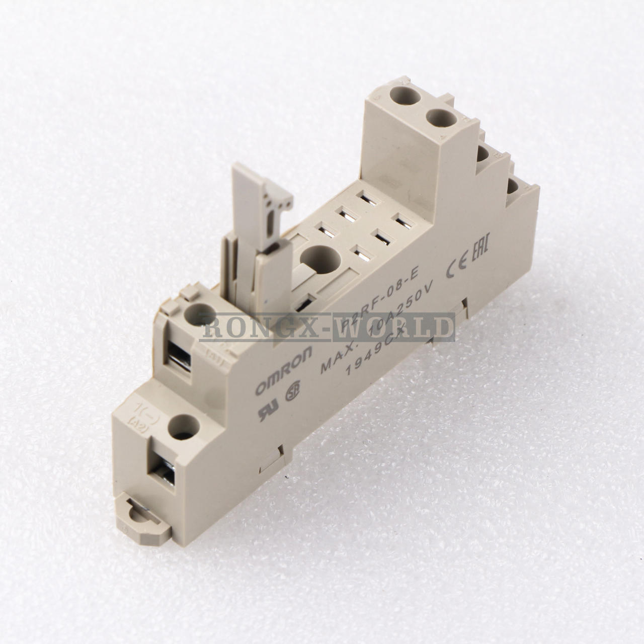 ONE NEW OMRON P2RF-08-E RELAY SOCKET BASE