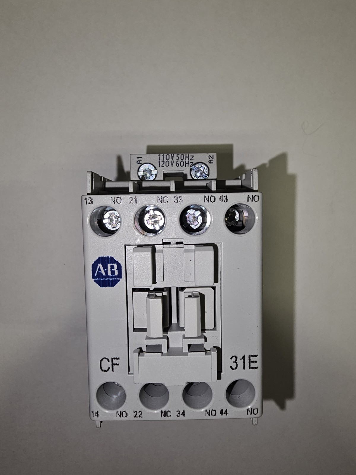 Allen Bradley 700-CF310D 700-CF310* 120v-ac Relay Control