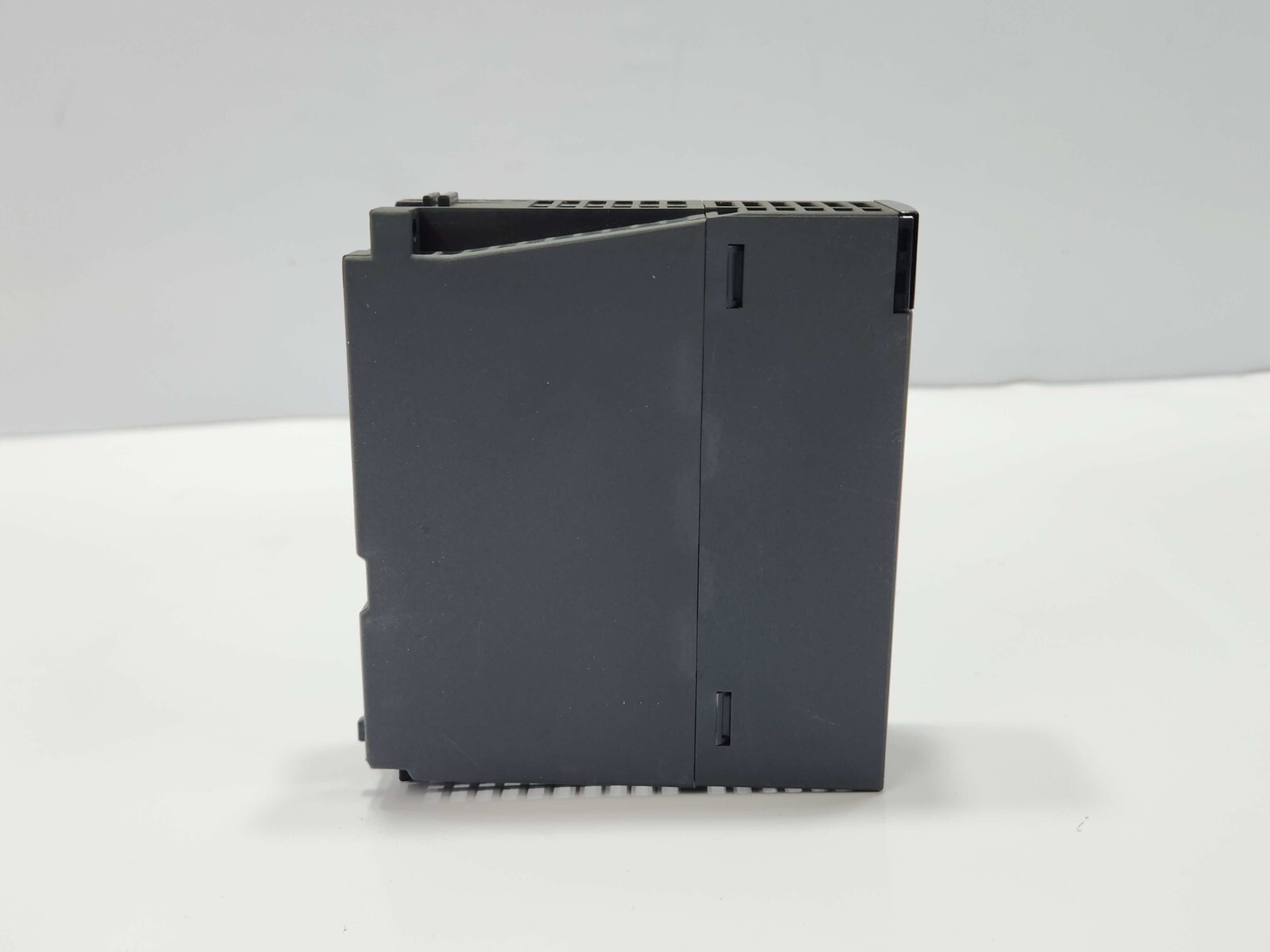 MITSUBISHI ELECTRIC QX81 MELSEC-Q SERIES INPUT UNIT