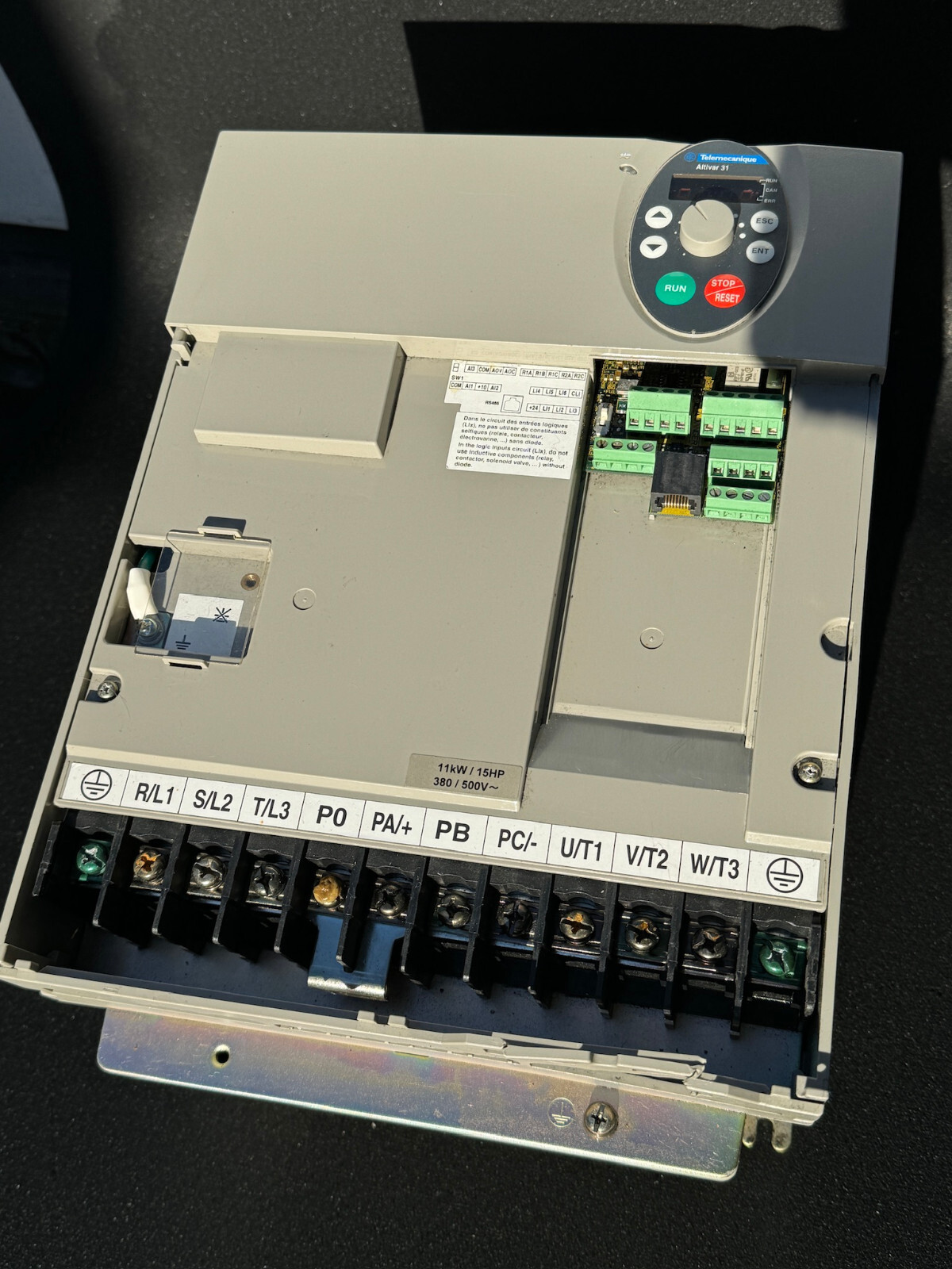 Schneider Electric. Telemecanique ATV31HD11N4A *ATV31 *11kW-15HP *Warranty-USED*