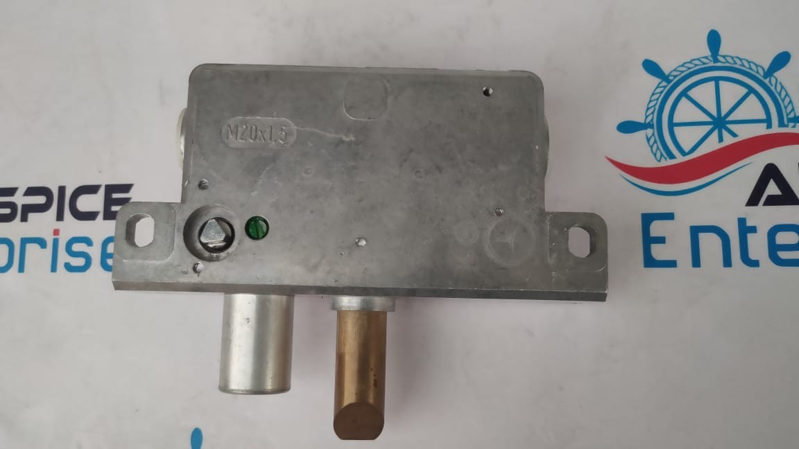 SCHMERSAL ATV 59/4 Door Locking System AV 15RHX35 U 45 GRAD N
