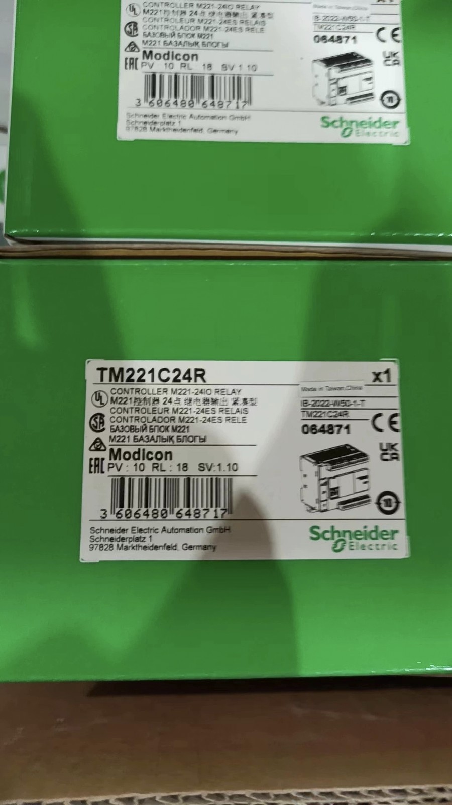 Schneider Electric TM221C24R Modicon M221 Controller, Relay Outputs, Brand New