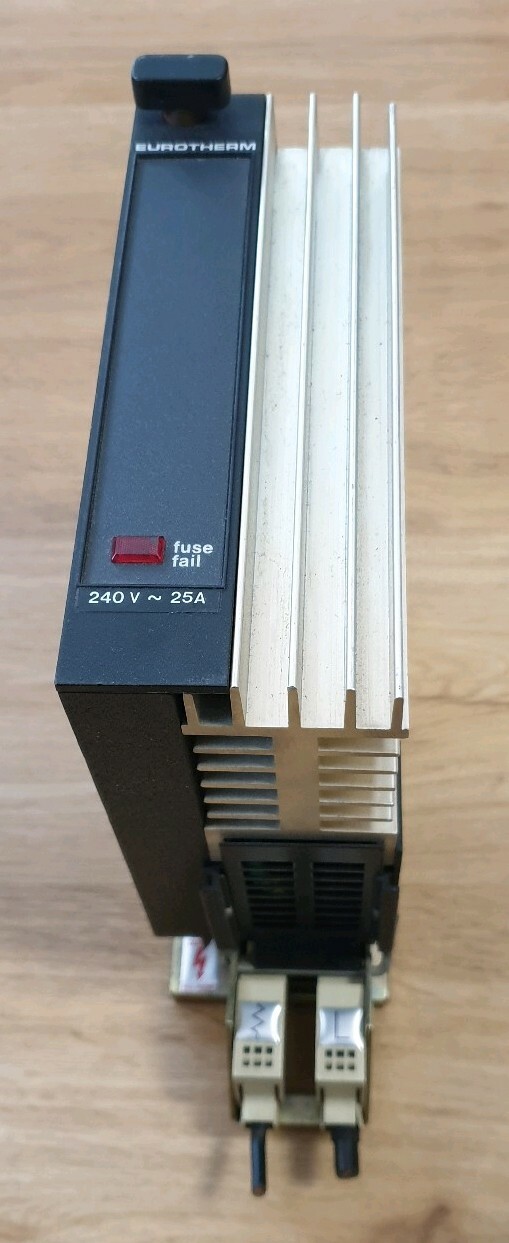 Eurotherm Regulator 451.082.13.00 240V 25A