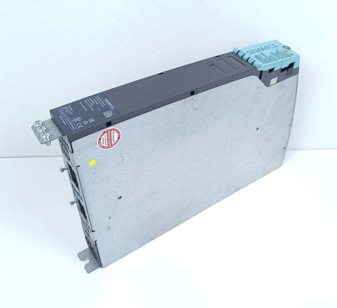 Siemens 6SL3120-2TE13-0AA4 3A/3A Double Motor Module FS:B TESTED & GREAT CONDITION