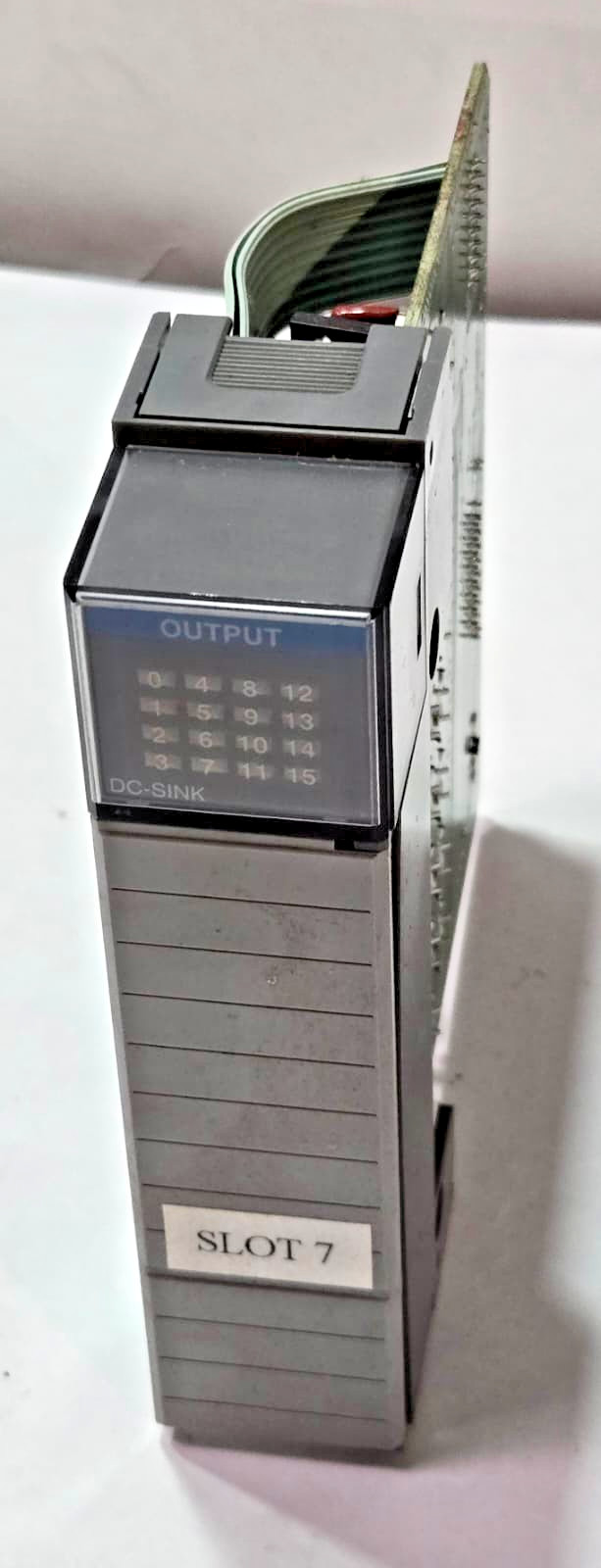 ALLEN BRADLEY SLC 500 1746-OV16 SER C OUTPUT MODULE 1746OV16