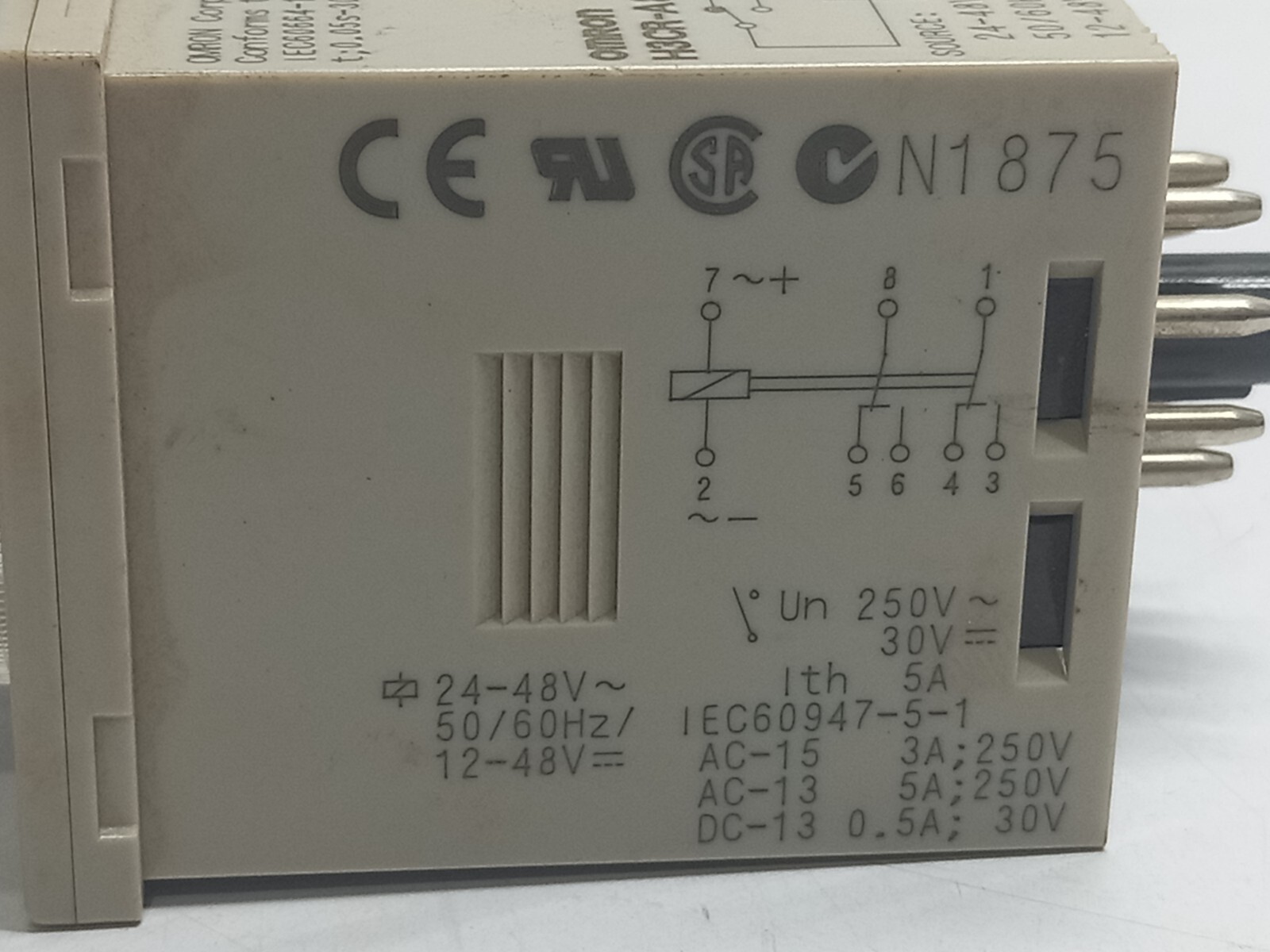 Omron H3CR-A8 Timer 24-48V 50/60Hz 12-48Vdc 5A 250Vac -2pc lot