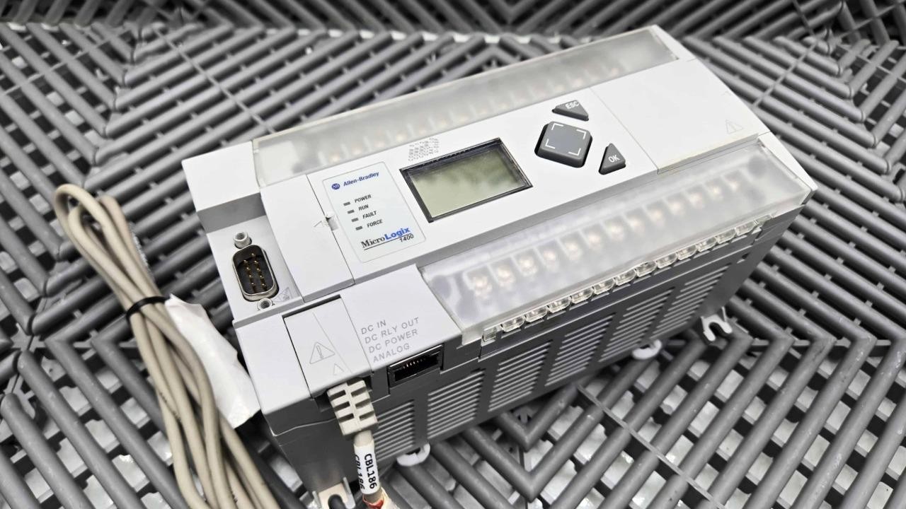Allen-Bradley 1766-L32BXBA Ser B Processor Unit Micrologix 1400 Controller FW 16