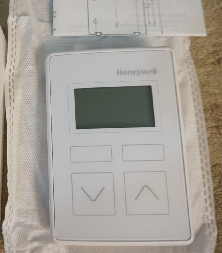 TR42CO2 New Honeywell TR42-CO2 Zio Wall Mopdule In Box