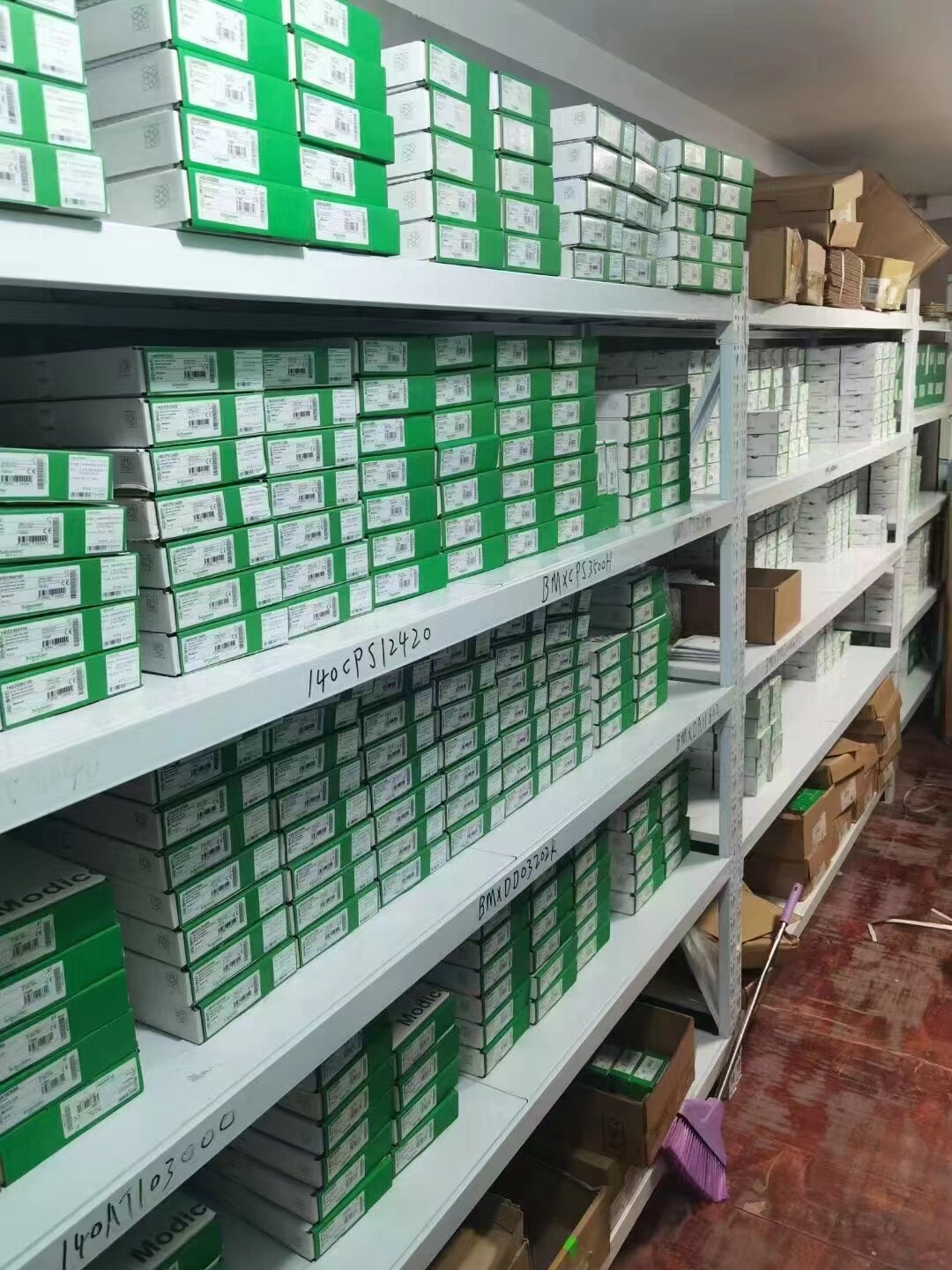 Brand New Schneider BMXXBP1200 – High Quality, Free Ship