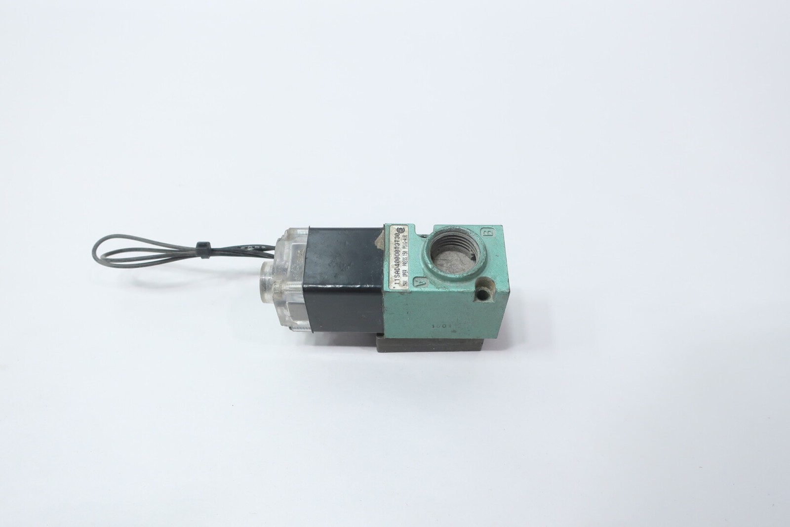 Numatics 11SAD400O013T30 Pneumatic Solenoid Valve 150psi 110-120v-ac