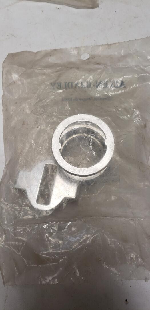 ALLEN BRADLEY 800T-N81 / 800TN81 SERIES A. factory sealed in package. old stock