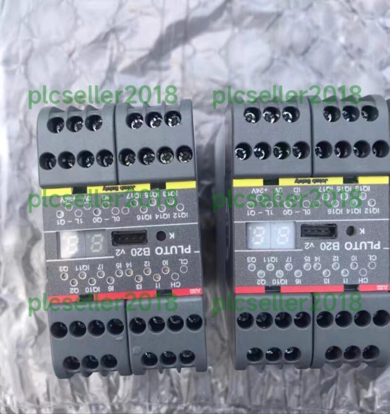 1Pcs New ABB Safety relay 2TLA020070R4600 Brand new without packaging