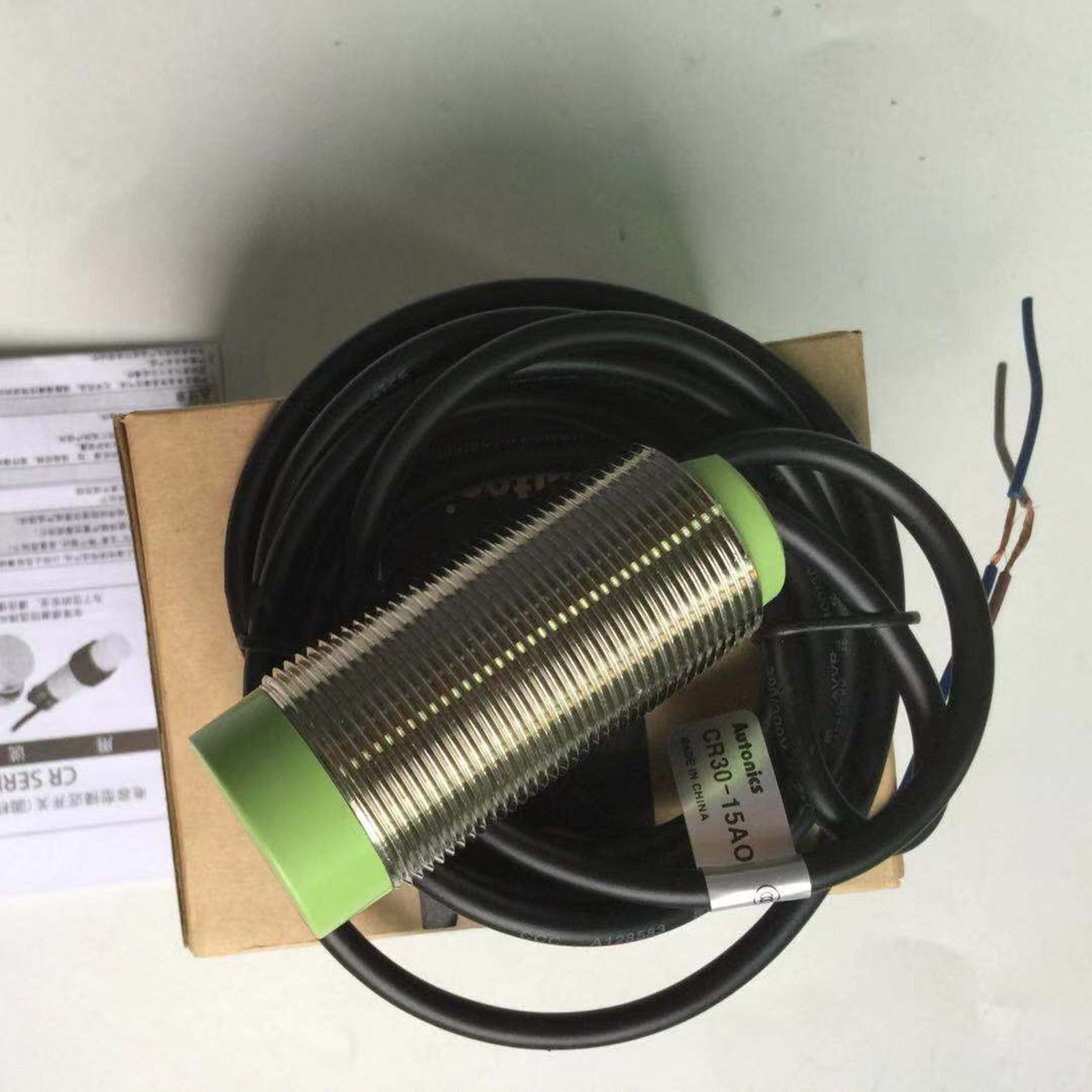 CR30-15AO For AUTONICS New proximity switch Free Shipping
