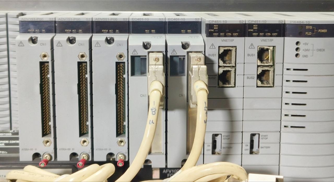YOKOGAWA AFV10D FIELD CONTROL UNIT WITH PW484,CP451,EC401,ADV551,ADV151 MODULES