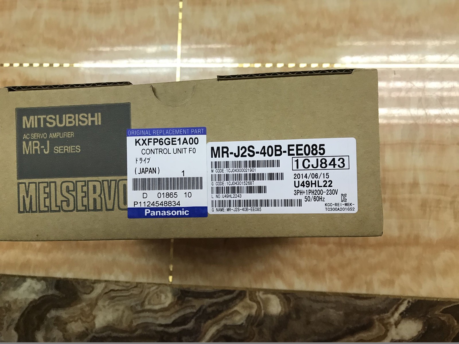 NEW MR-J2S-40B-EE085 AC SERVO AMPLIFIER Mitsubishi Free Shipping