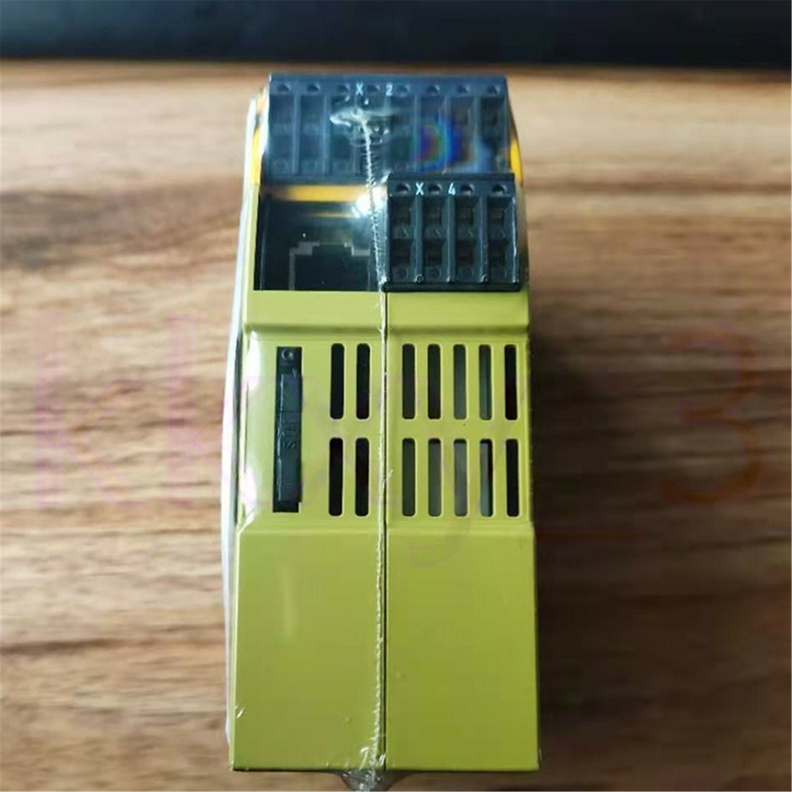 New Pilz PNOZ S30 C 751330 Safety Relay 1 PCS Original Quality Goods Fast Ship