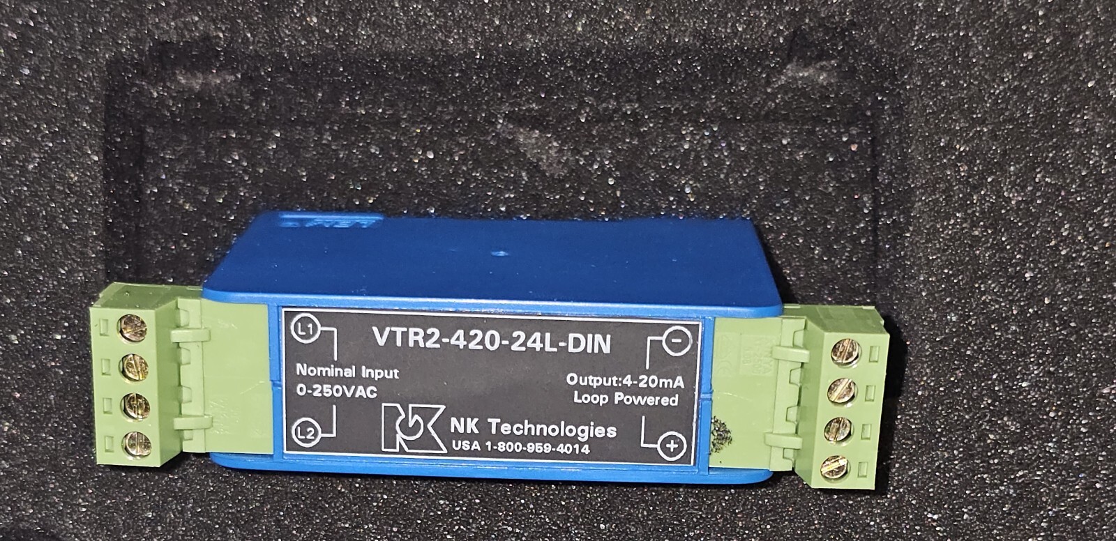 NK TECHNOLOGIES VTR2-420-24L-DIN True RMS AC Voltage Transducer Open Box