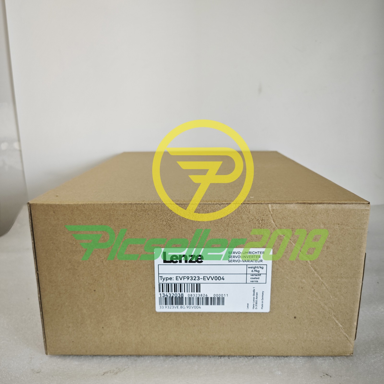 EVF9323-EVV004 New Sealed Lenze Frequency Inverter With Relay EVF9323-EVV004