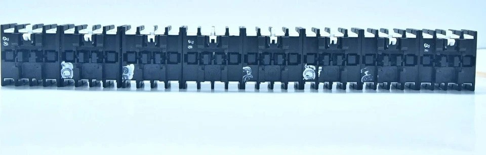 EATON DIL M150-XHI22 AUXILIARY CONTACTOR 2NC + 2NO 16A 4 POLE