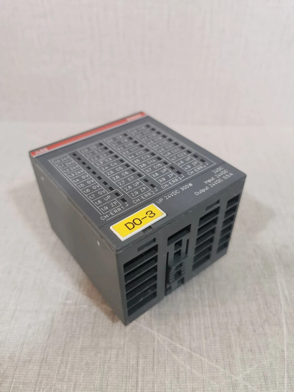 ABB DC523 B4 1SAP240500R0001 with TU515 B1 Digital Input/Output Module 24VDC