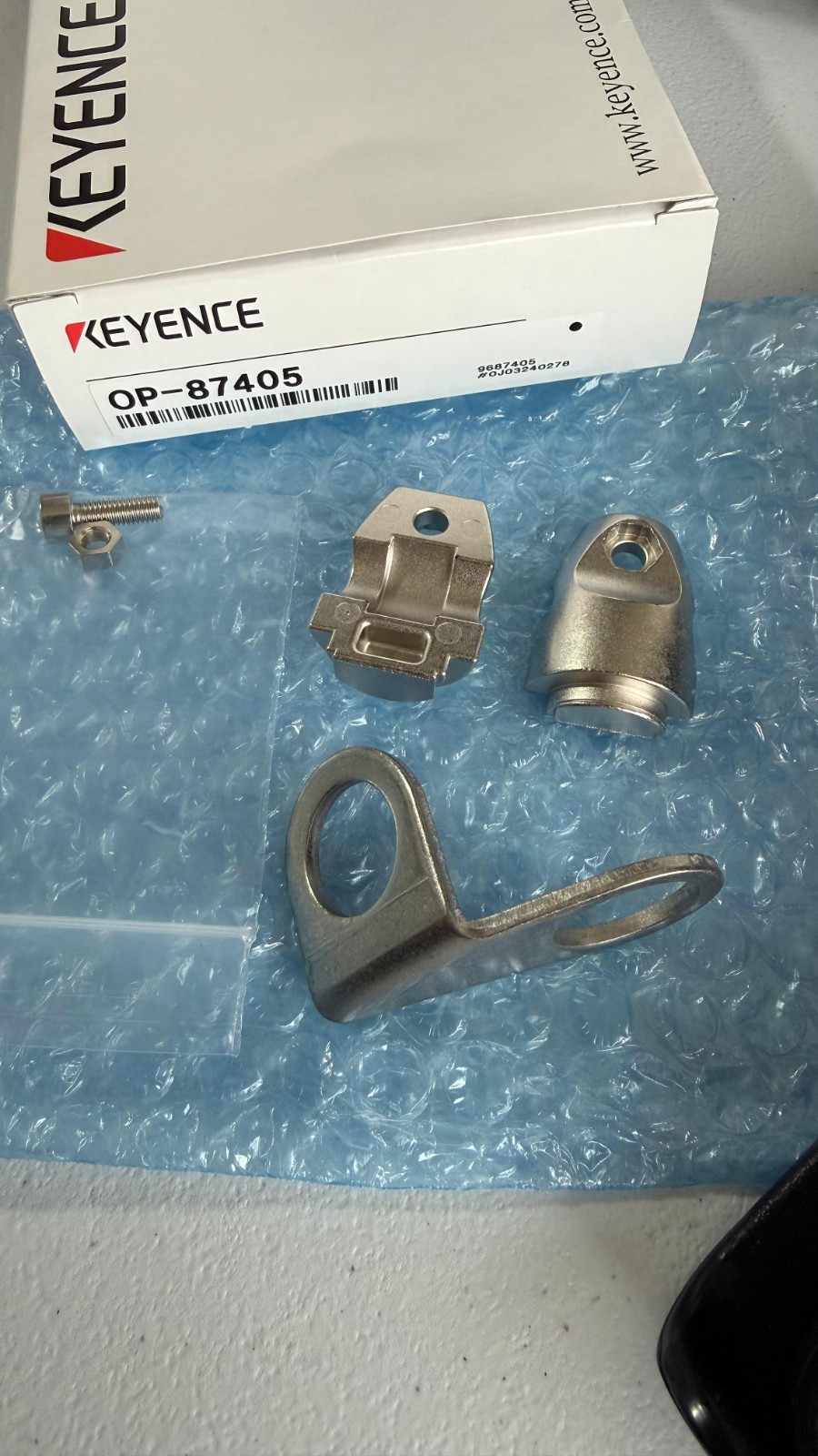 Keyence OP-87405 Sensor Mounting Bracket Kit Industrial Mount New