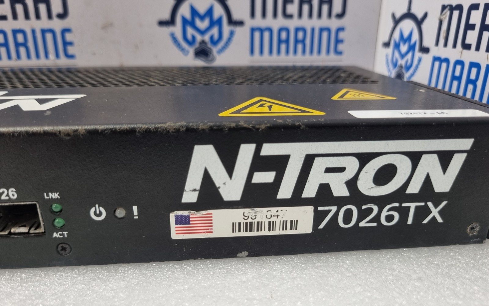 N-Tron 7026TX Managed Industrial Ethernet Switch 90-240VAC 215mA 50-60Hz