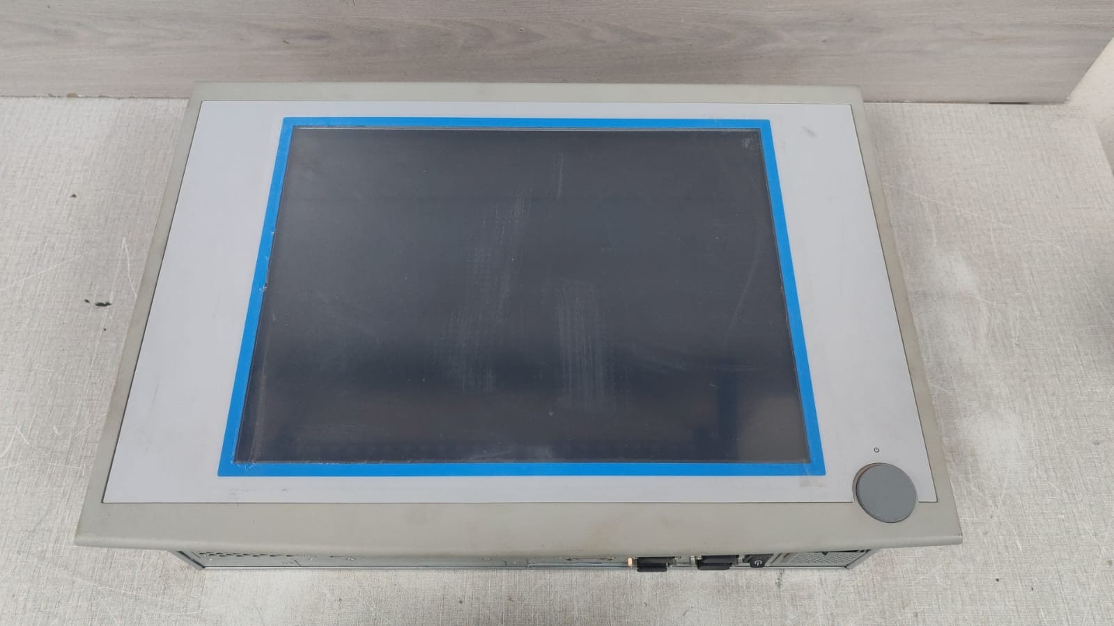 ADVANTECH IPPC-6152A INDUSTRIAL PANEL PC 100-240VAC- TRIED & TESTED