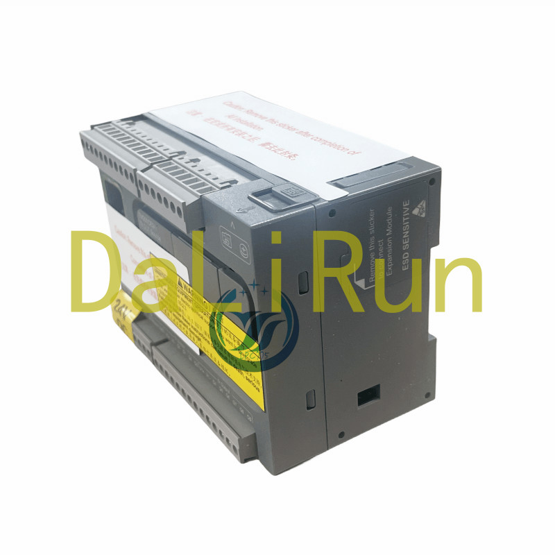 1PCS Original Schneider PLCmodule programmable controller TM200CE24T In Stock