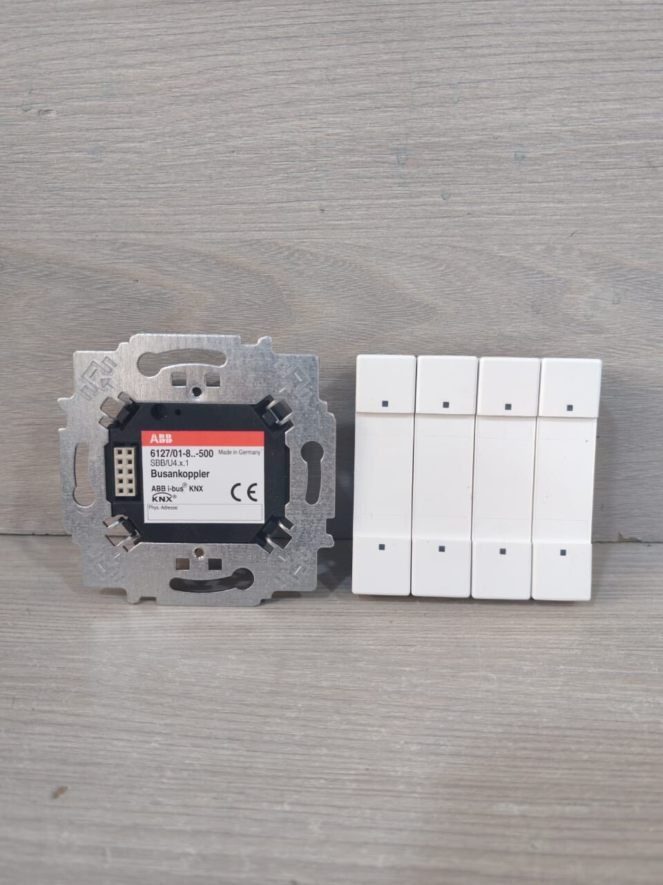 ABB 6127/01-84-500 i-bus KNX Control element 4gang w. BAU 2CDG 006 117 R0200