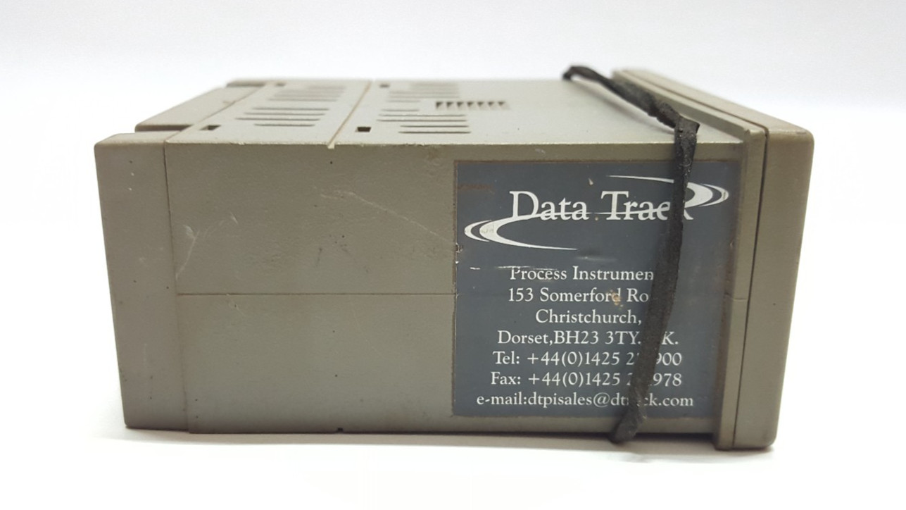 DATA TRACK PROCESS INSTRUMENTS TRACKER 200 90-265V 50/60HZ 12-32VDC 7VA