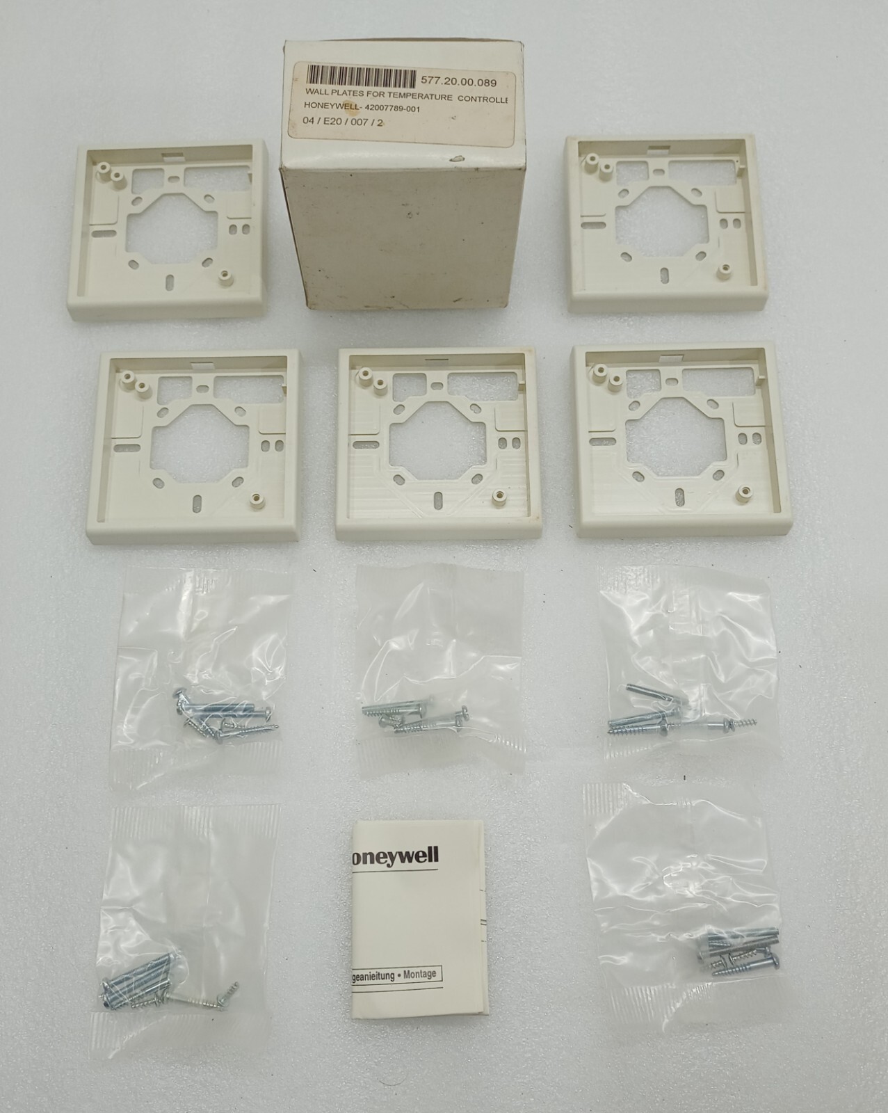 Honeywell 42007789-001 Wall Plates For Temperature Controller (LOT OF 11)