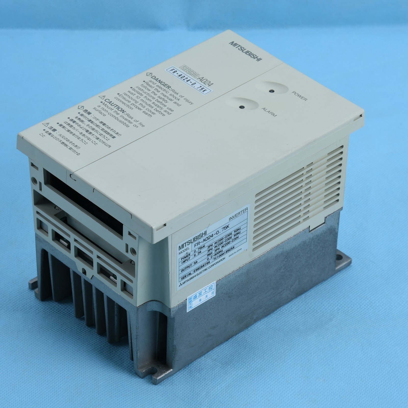 USED MITSUBISHI FR-A024-0.75K 0.75KW 750W 220V Tested It in good condition